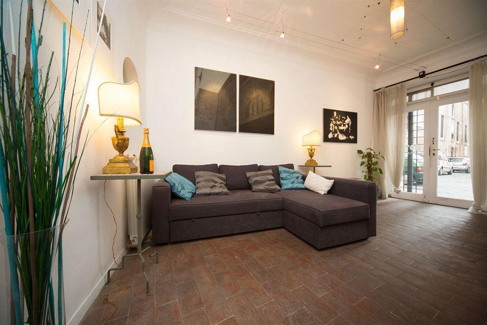 Purple Home Wisteria Rome Luaran gambar